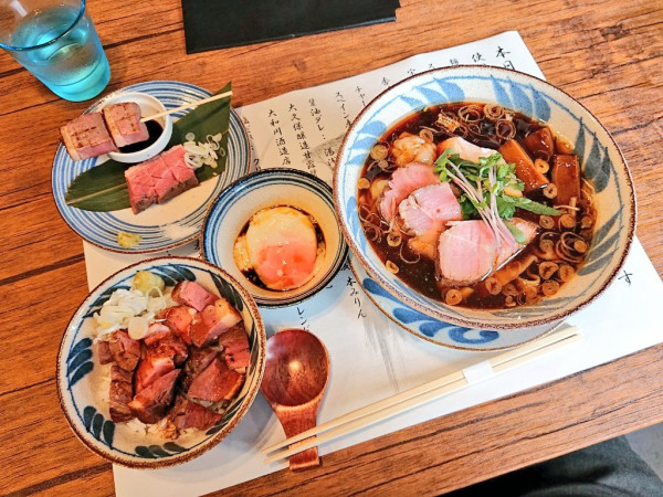 「特製鴨の中華そば(醤油)、鴨丼」@中華そば 鴨福の写真