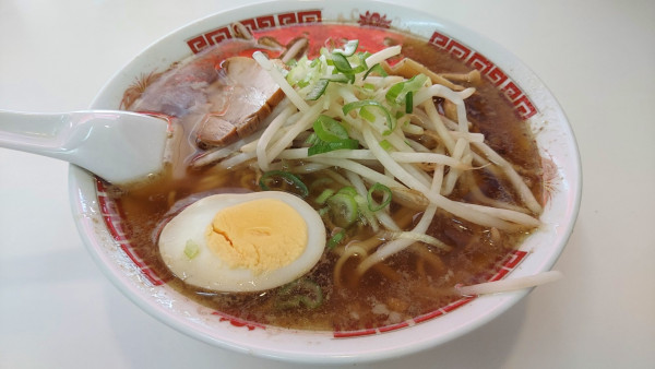 「半チャンらーめんのラーメン 850円」@王ちゃんラーメンの写真