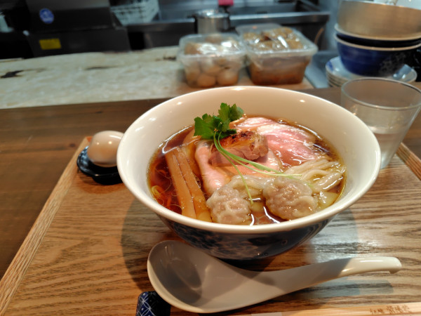 「特製醤油らーめん¥2000」@らぁ麺 紫陽花の写真