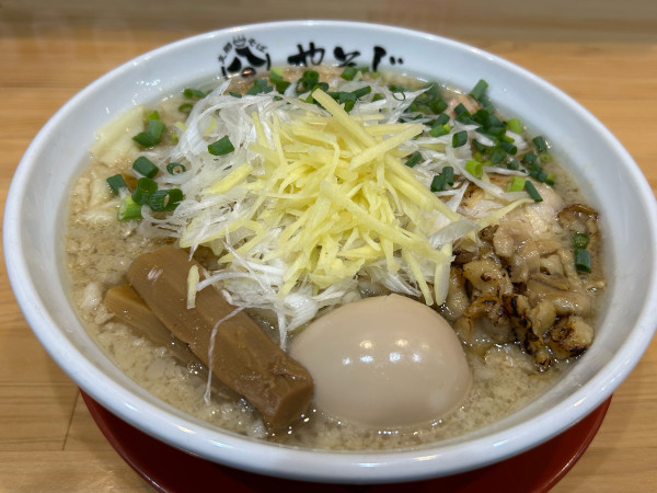「特製背脂生姜らぁ麺」@支那そば やそじの写真
