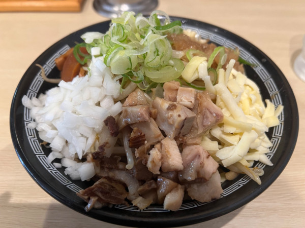 「心の味朗汁なしまぜそば」@心の味製麺 平井店の写真