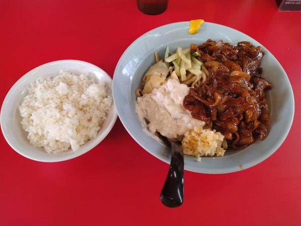 「すごい冷し中華(250g)¥1150+ライス¥100-」@立川マシマシ 小山店の写真