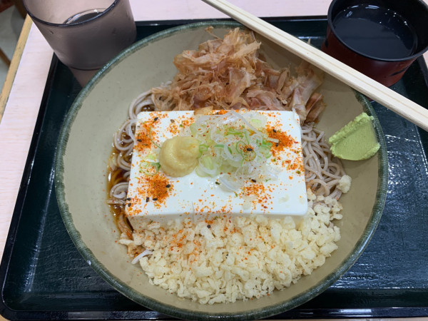 「豆腐一丁そば 620円」@名代 箱根そば 豊洲店の写真