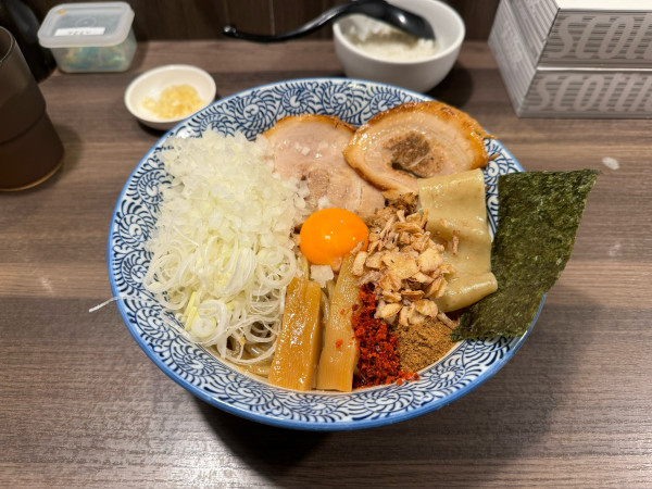 「まぜそば並（限定麺Ver）」@狼煙 〜NOROSHI〜の写真