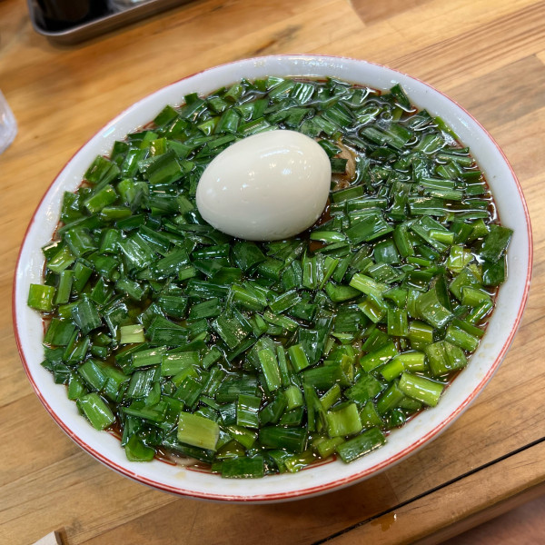 「ニラそば＋白だし塩玉子」@トキワの写真