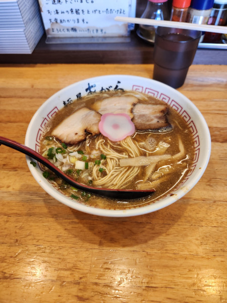 「豚骨中華そば大盛」@麺屋あがらの写真