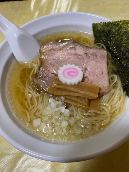 「らーめん（塩）900円➕麺固め」@房州華乃蔵の写真