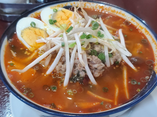 「トムヤムラーメン」@アジアンスパイシーレストラン&バー マイティーの写真