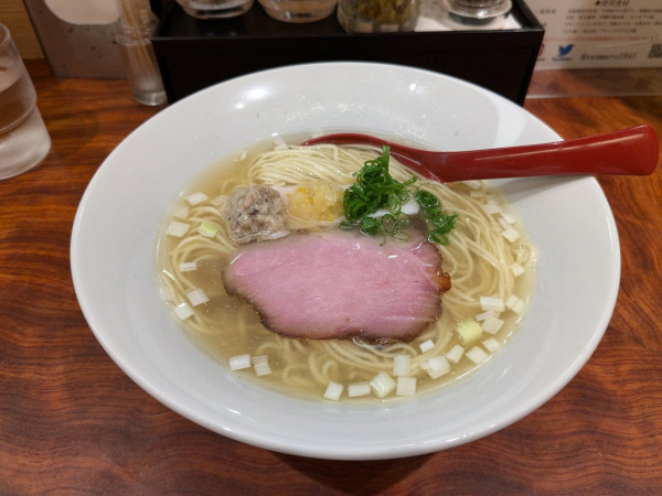 「塩そば1000円」@三馬路 東京店の写真
