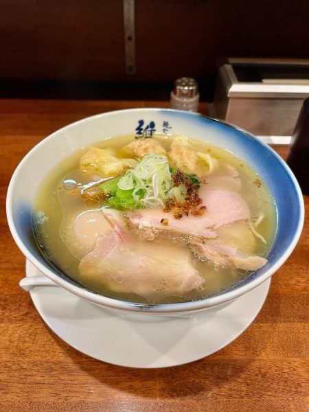 「特製塩らぁ麺」@麺や維新の写真