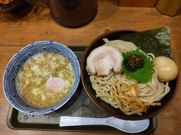 「生七味つけ麺 並＋味玉」@舎鈴 ビーンズ武蔵浦和店の写真