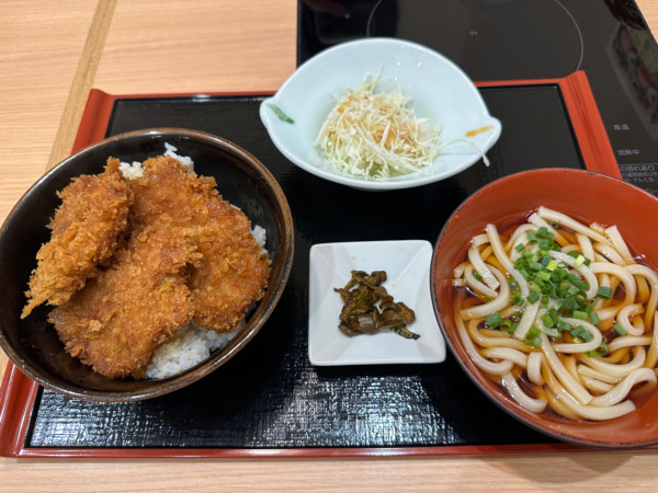 「金光定食（タレカツ丼＋冷うどん）980円」@しゃぶしゃぶ金光の写真