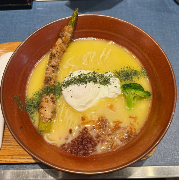 「鶏白湯そば」@麺巧 潮の写真