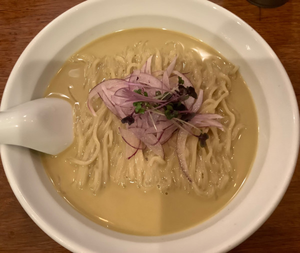 「冷や牡蠣」@麺処 にぼし香 横浜店の写真