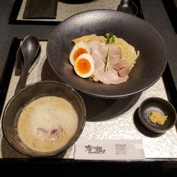 燻製玉子鶏つけsoba　1420円