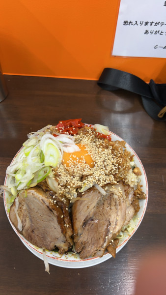 「漢の豚カレー汁無し」@らーめん漢道の写真