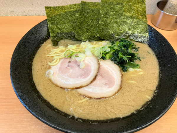 「ラーメン+大盛り」@らーめん 五郎松の写真