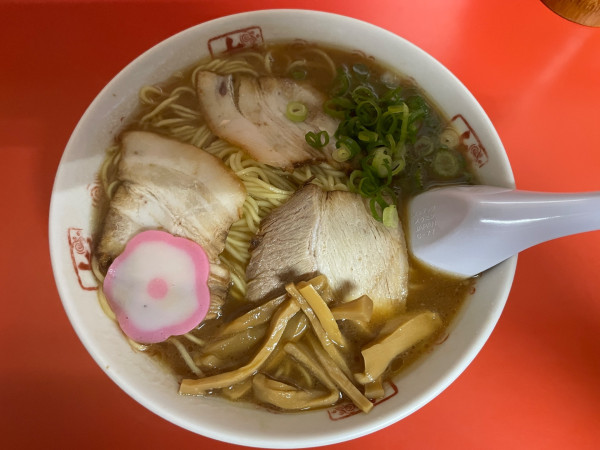 「大盛り中華そば」@井出商店の写真