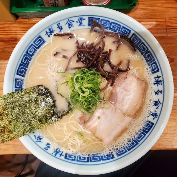 「ラーメンバリ」@博多食堂 渋谷店の写真