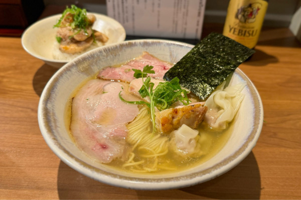 「特上塩らぁめん¥1900、炭火おにくごはん¥500」@Japanese Ramen 五感の写真