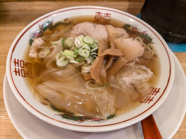 「（小）ワンタンメン780円」@ワンタンメンの満月 三鷹店の写真