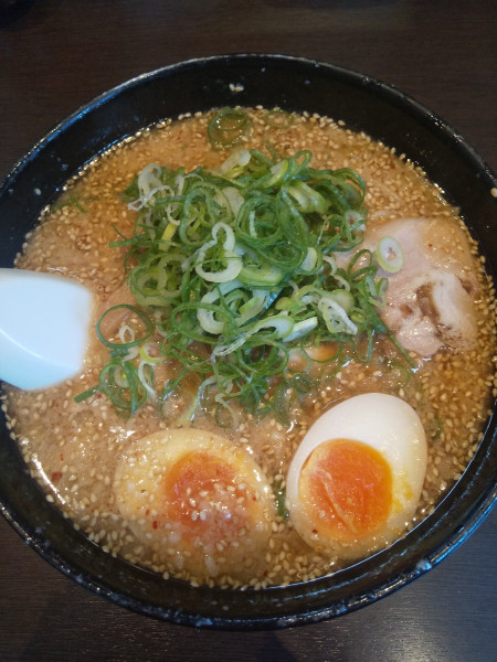 「味噌ラーメン（味玉付き）」@来来亭 多治見店の写真