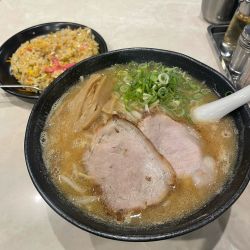 特製味噌＋半チャーハン
