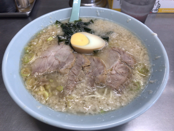 「チャーシューメン(多め、濃いめ) 1000円」@ラーメンショップ ニューシャトル東宮原駅前店の写真