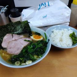 特製ラーメンTPほうれん草、ライス🍛