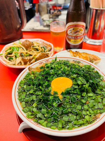 「ニラ中華そば究極レバニラ炒め餃子」@レバニラ中華 満腹の写真