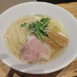 ワンタン塩ラーメン(１２００円)