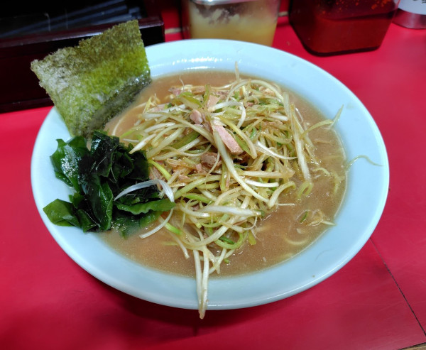 「ネギラーメン 1010円」@ラーメンショップ 大師店の写真