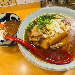 らーめん半カレーセット