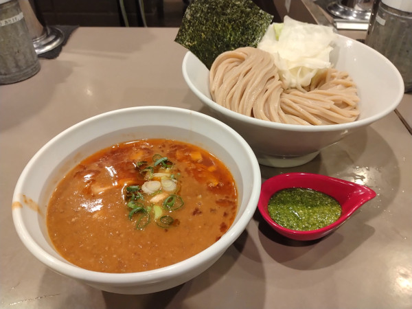 「海老味噌つけめん＋バジルソース」@つけ麺 五ノ神製作所の写真