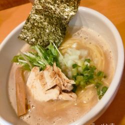 濃厚鶏白湯(醤油)