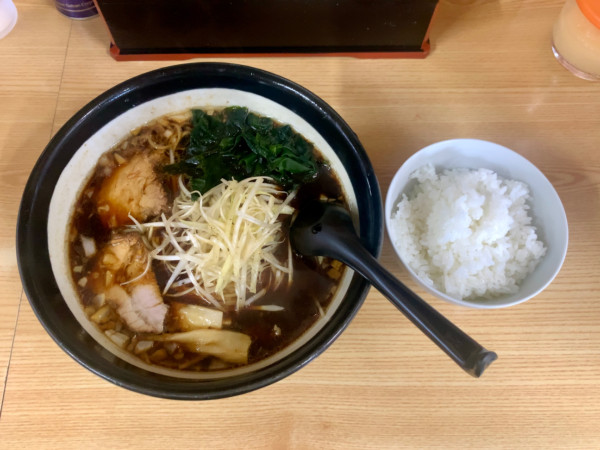 「炭一ラーメン 850円+半ライス150円」@炭一らーめんの写真