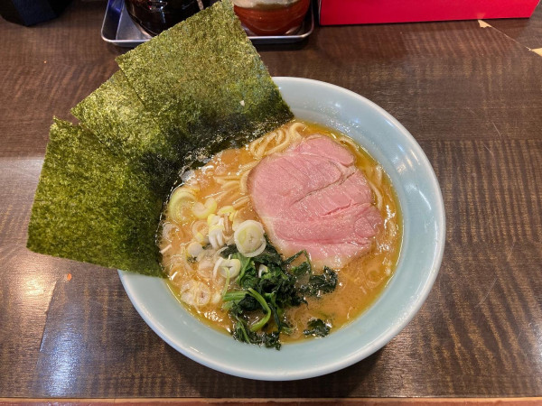 「家ラーメン」@横浜家系らーめん 作田家の写真