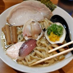 近江鴨と蛤の塩ラーメン(限定大蛤·太麺)·ライス·特製
