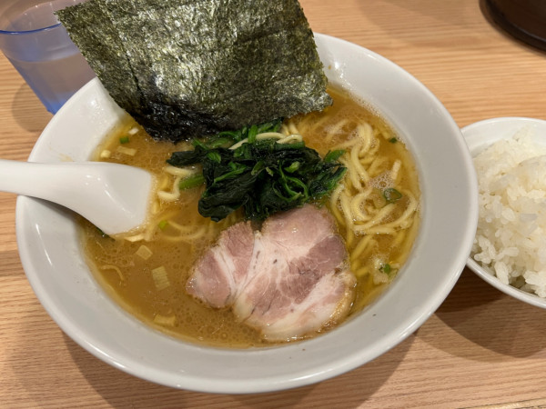 「ラーメン並」@ラーメンモンタナ 秋葉原店の写真