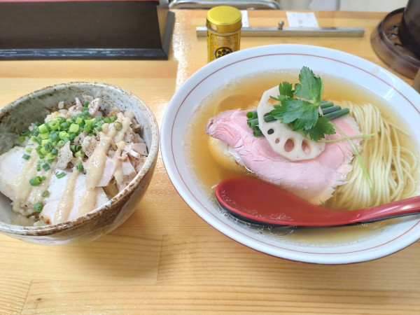 「中華そば（白）＋チャーシューご飯」@わがきん ラーメン部の写真