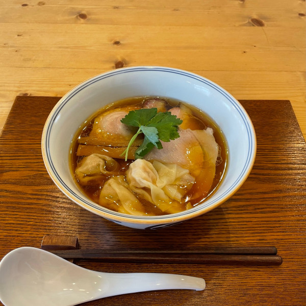 「特製醤油らぁ麺」@Ramen FeeLの写真