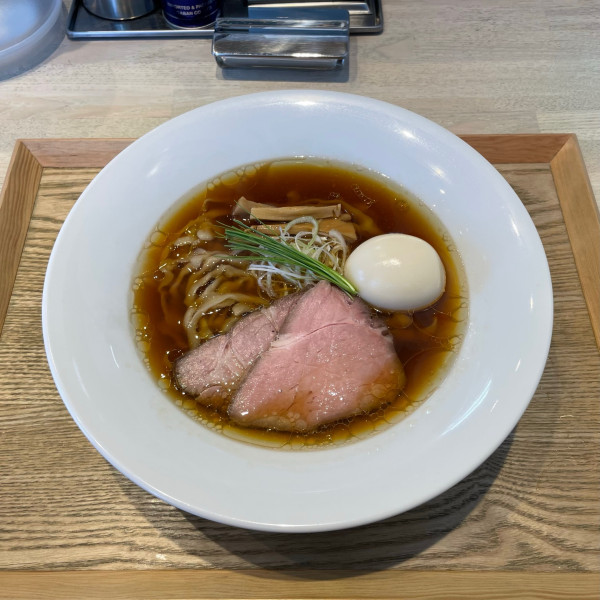 「地鶏としじみの中華そば」@宍道湖しじみ中華蕎麦 琥珀 東京本店の写真