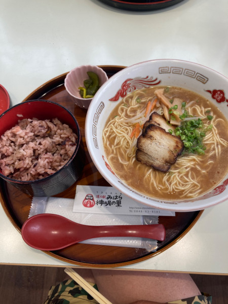 「醤油ラーメン　タコ飯セット」@漁師と農家の台所 キッチンルマーダ 道の駅 みはら神明の里の写真