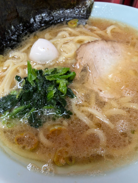 「醤油ラーメン 並」@ラーメン壱六家 磯子本店の写真