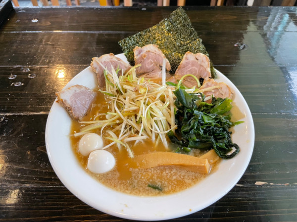 「ネギチャーシュー麺」@東京とんこつ。の写真