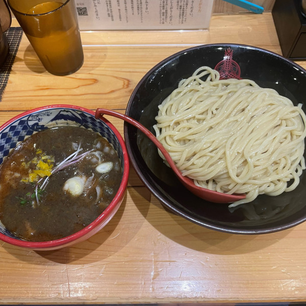 「濃厚煮干しつけ麺」@三田製麺所 アトレ浦和店の写真