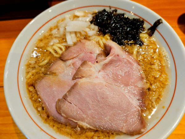 「背脂煮干」@背脂煮干し中華そば 和市 大崎店の写真