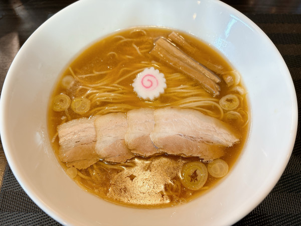 「中華ソバ+生卵」@中華ソバ 藤むらの写真