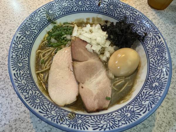 「味玉濃厚煮干しラーメン」@破壊的イノベーションの写真