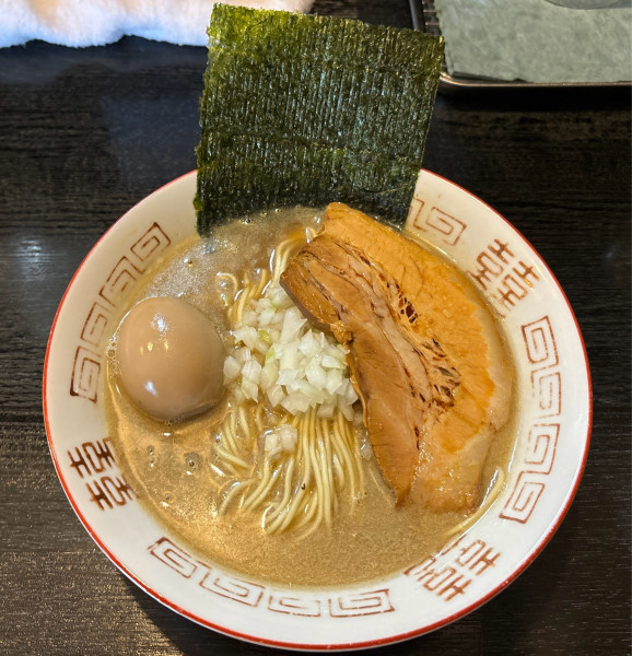 「煮干中華＋丹波奥郷やまぶき味玉＋和え玉」@中華ソバ 伊吹の写真